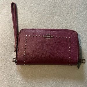 Coach medium size wallet